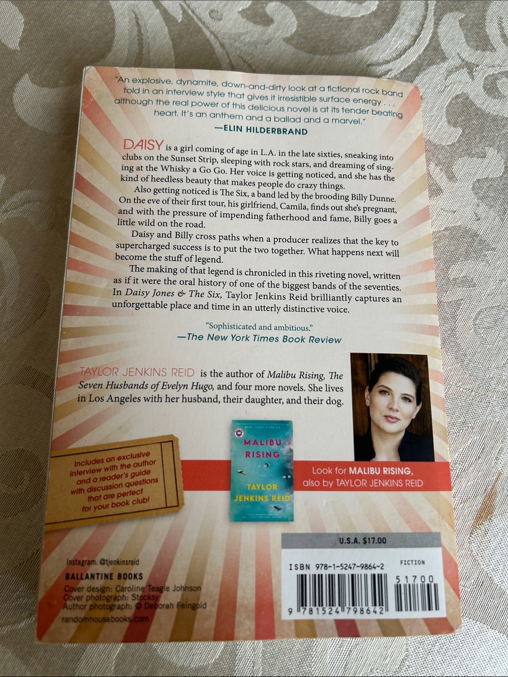 Book Bundle Paperbacks - Picture 3 of 7